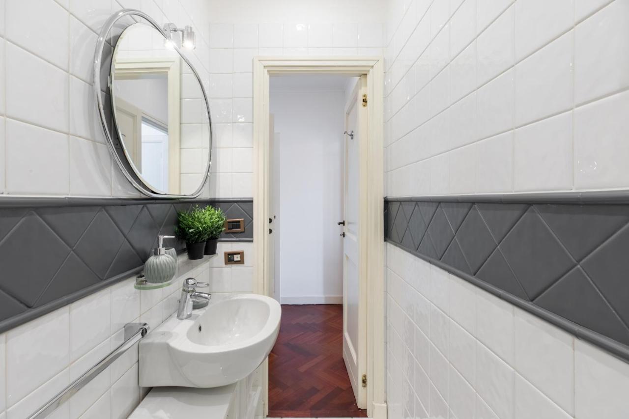 Appartamento Iflat Veneto Area'S Penthouse Roma Esterno foto