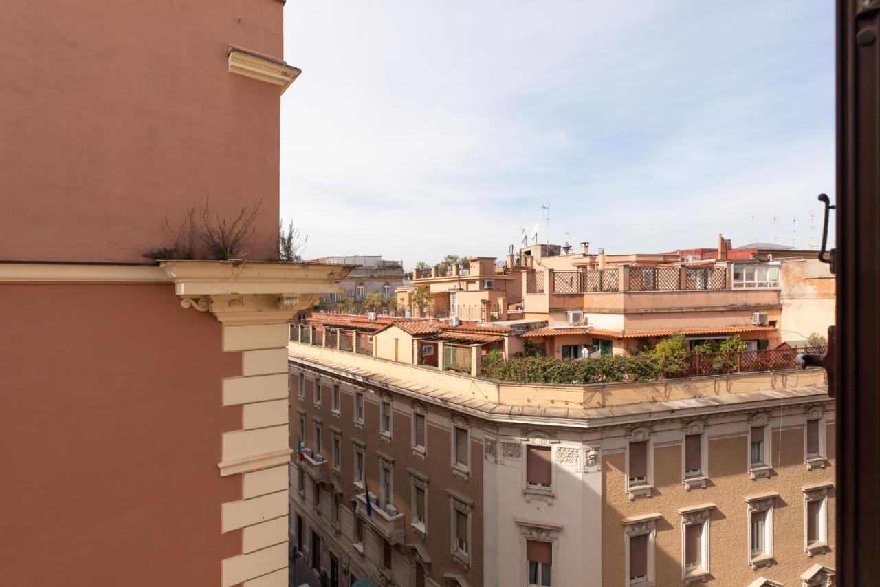 Appartamento Iflat Veneto Area'S Penthouse Roma Esterno foto